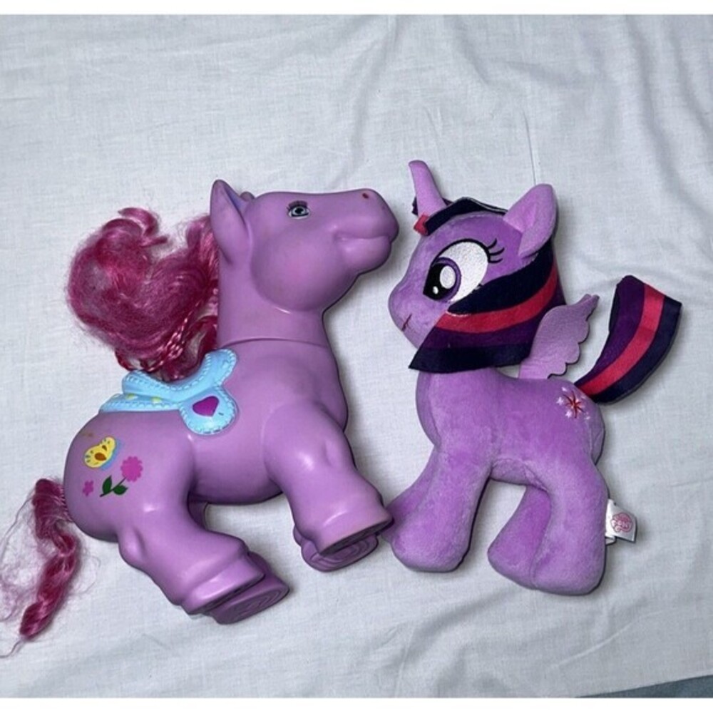 My Little Pony Kids Toy 2 Figures Bundle Lot 1 vintage and princess twilight